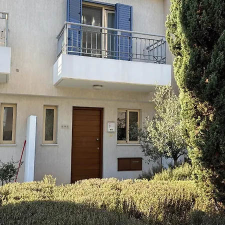 Casa Elisa With Terrace & Garden Indoor Pool Gym * Paphos