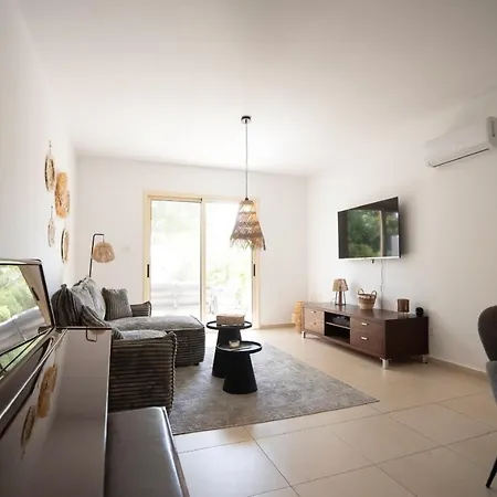 Casa Elisa With Terrace & Garden & Big Pool Area *