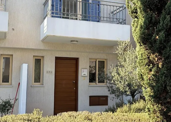 Casa Elisa With Terrace & Garden Indoor Pool Gym * Paphos