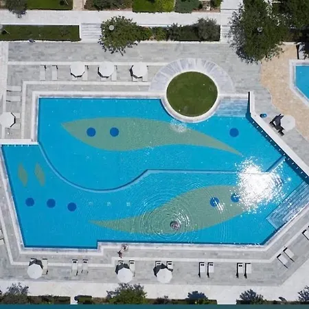 Casa Elisa With Terrace & Garden Indoor Pool Gym